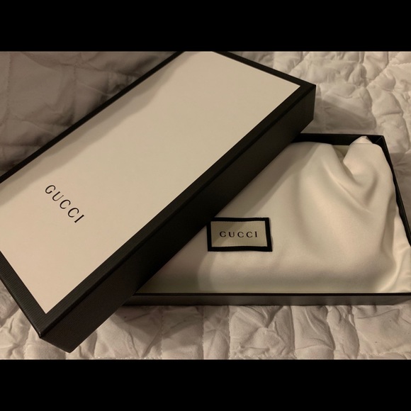 Authentic Gucci wallet NWT - Picture 2 of 8